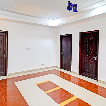Super Hotel O Palm Dehradun Esterno foto